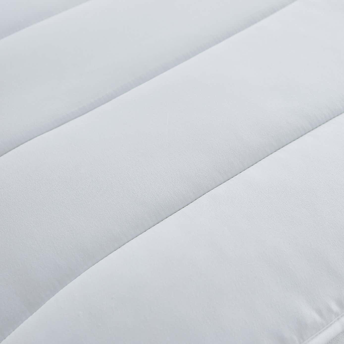 Carousel zoom image position 3 of 3