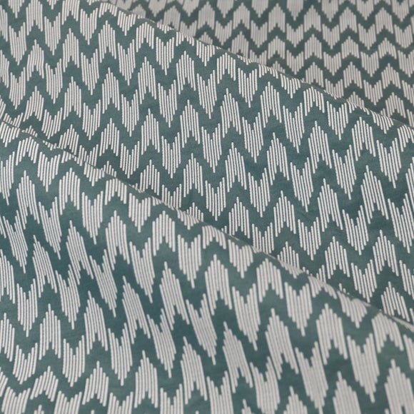 Carousel navigation image position 3 of 5