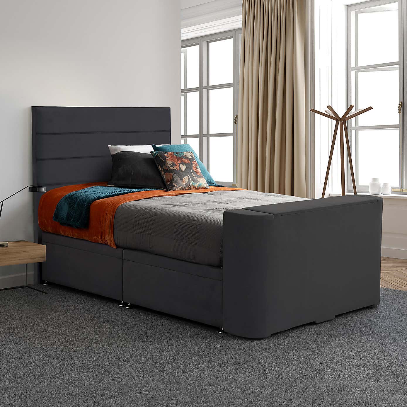 Carousel zoom image position 2 of 5