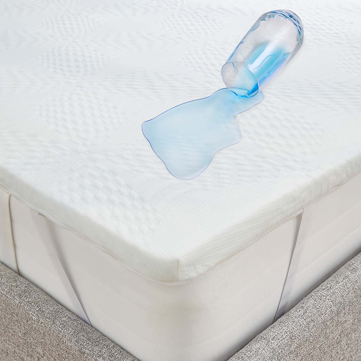 Carousel zoom image position 2 of 4