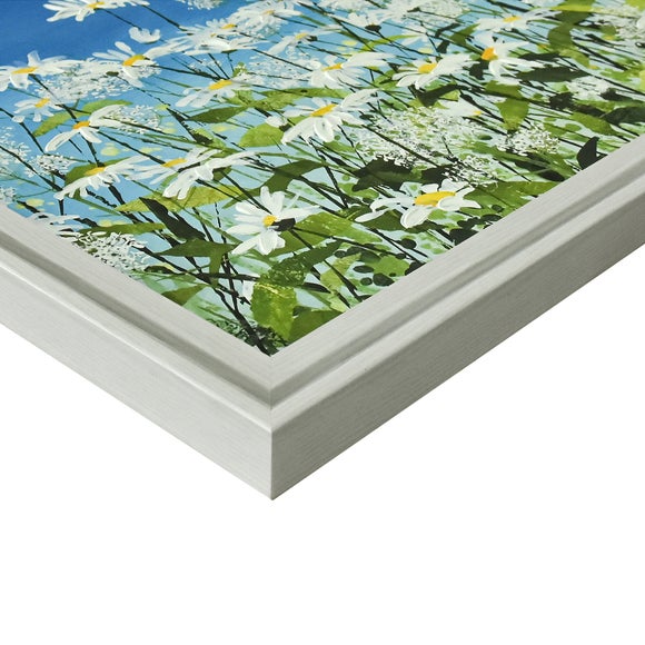 Carousel navigation image position 2 of 4