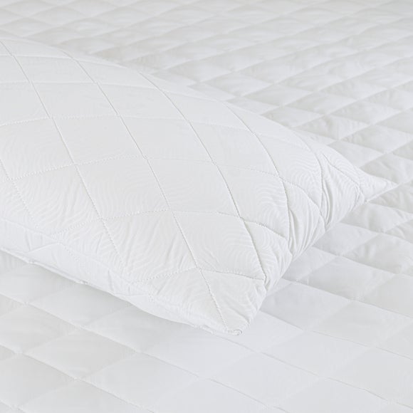 Carousel navigation image position 2 of 3