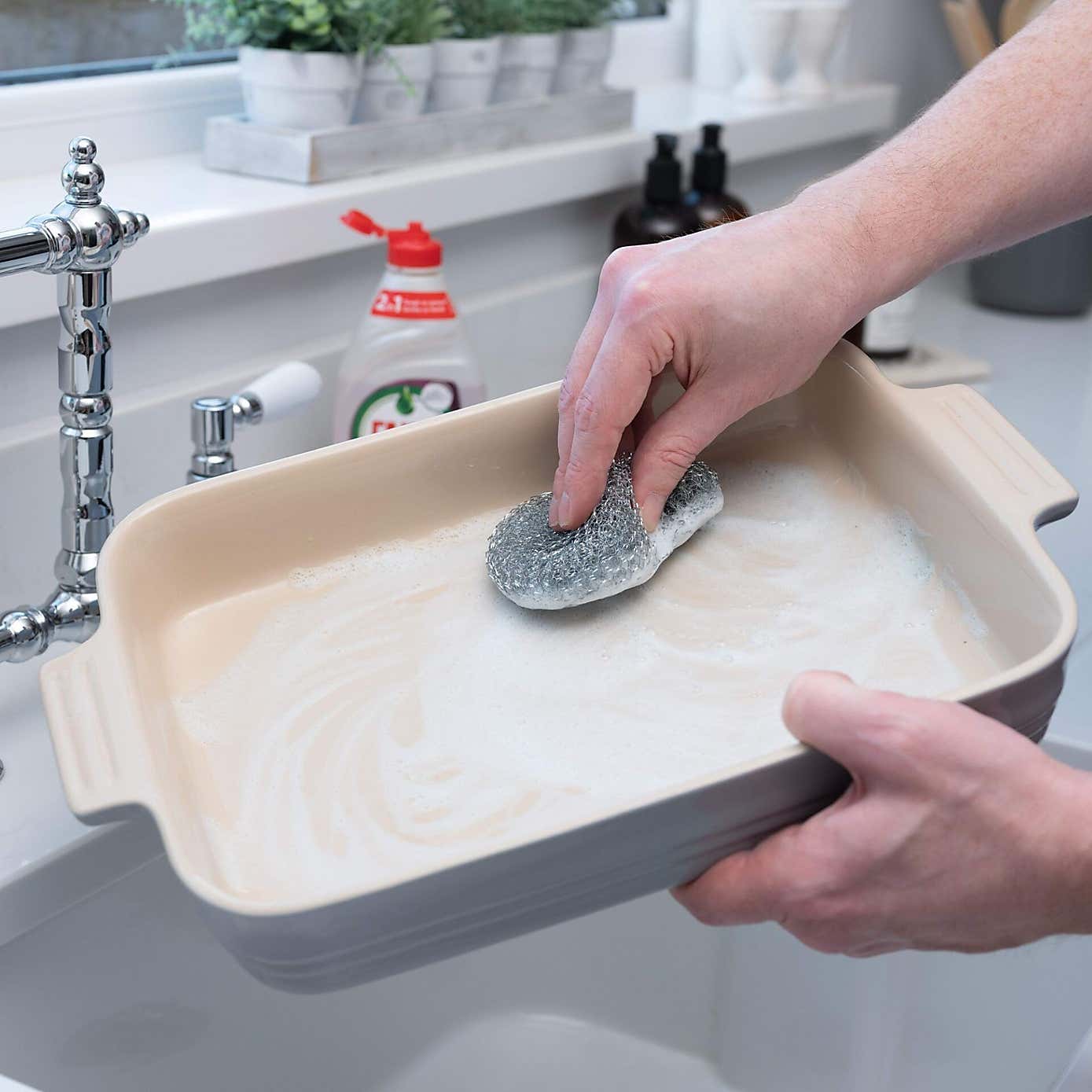 Carousel zoom image position 2 of 2