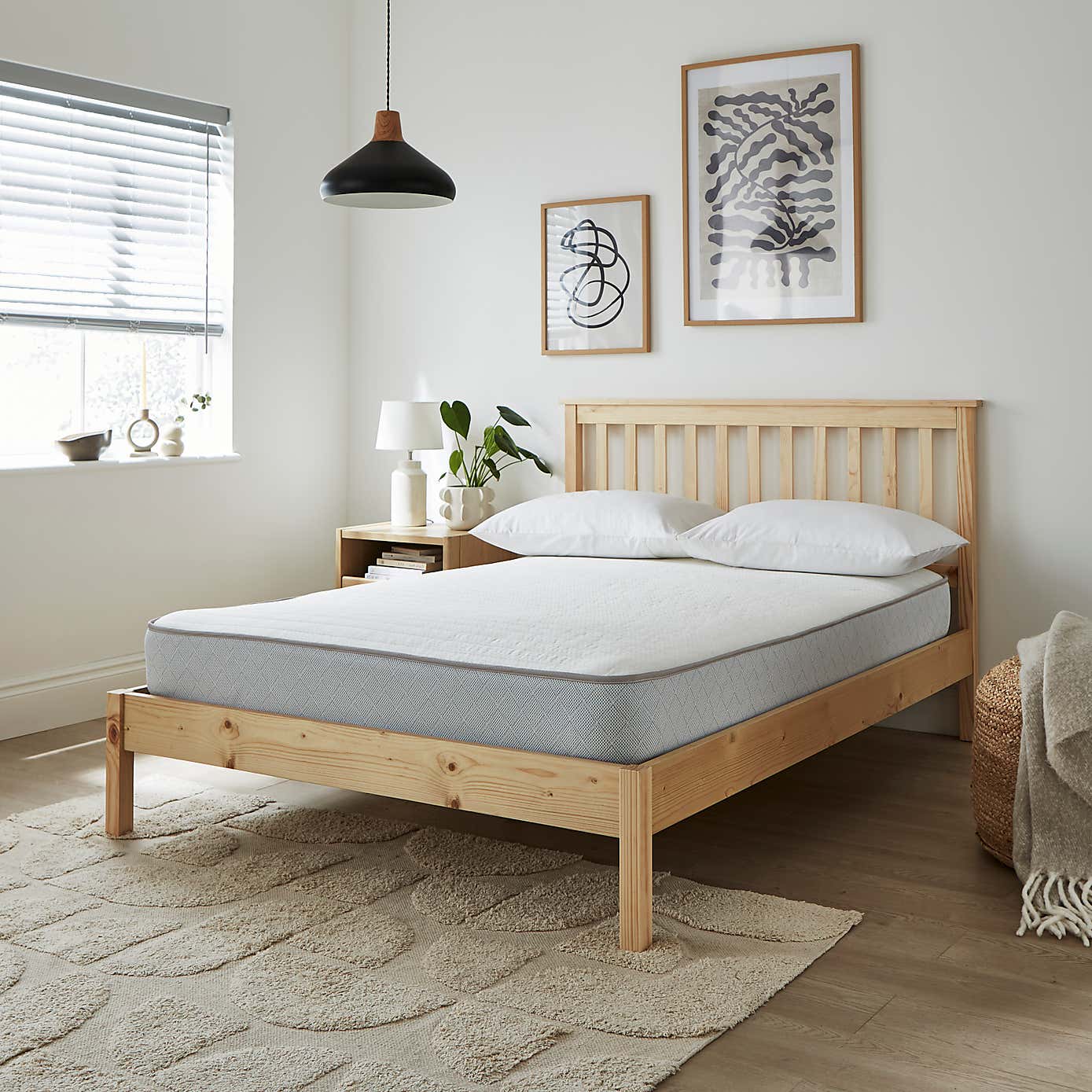 Carousel zoom image position 3 of 6