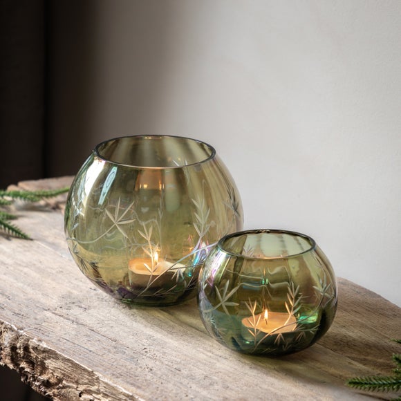 Carousel navigation image position 2 of 7