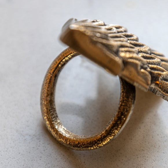 Carousel navigation image position 3 of 9