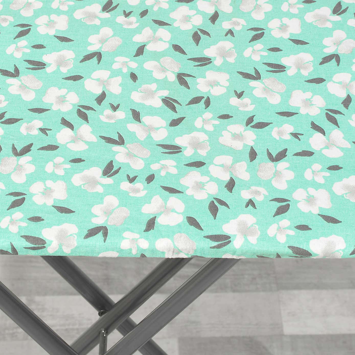 Carousel zoom image position 4 of 7