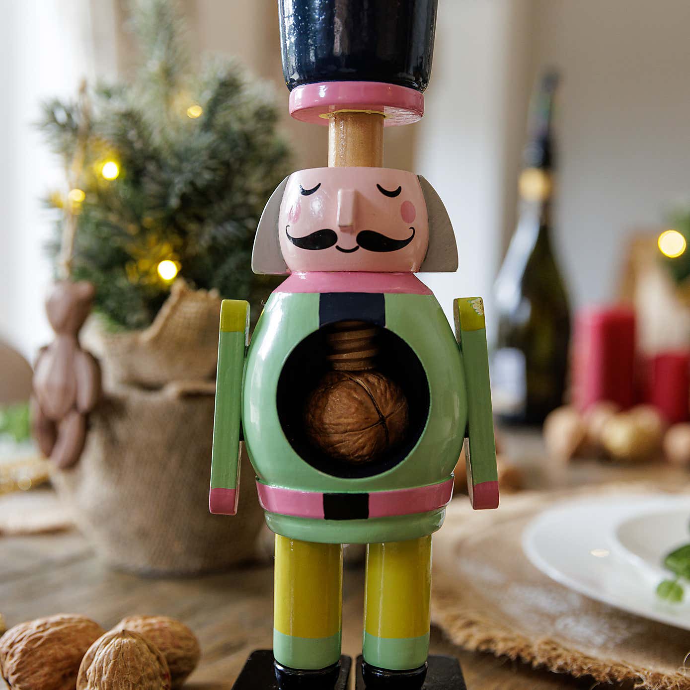 Carousel zoom image position 6 of 7