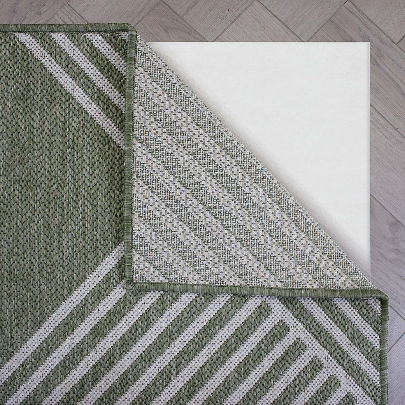 Carousel zoom image position 3 of 7