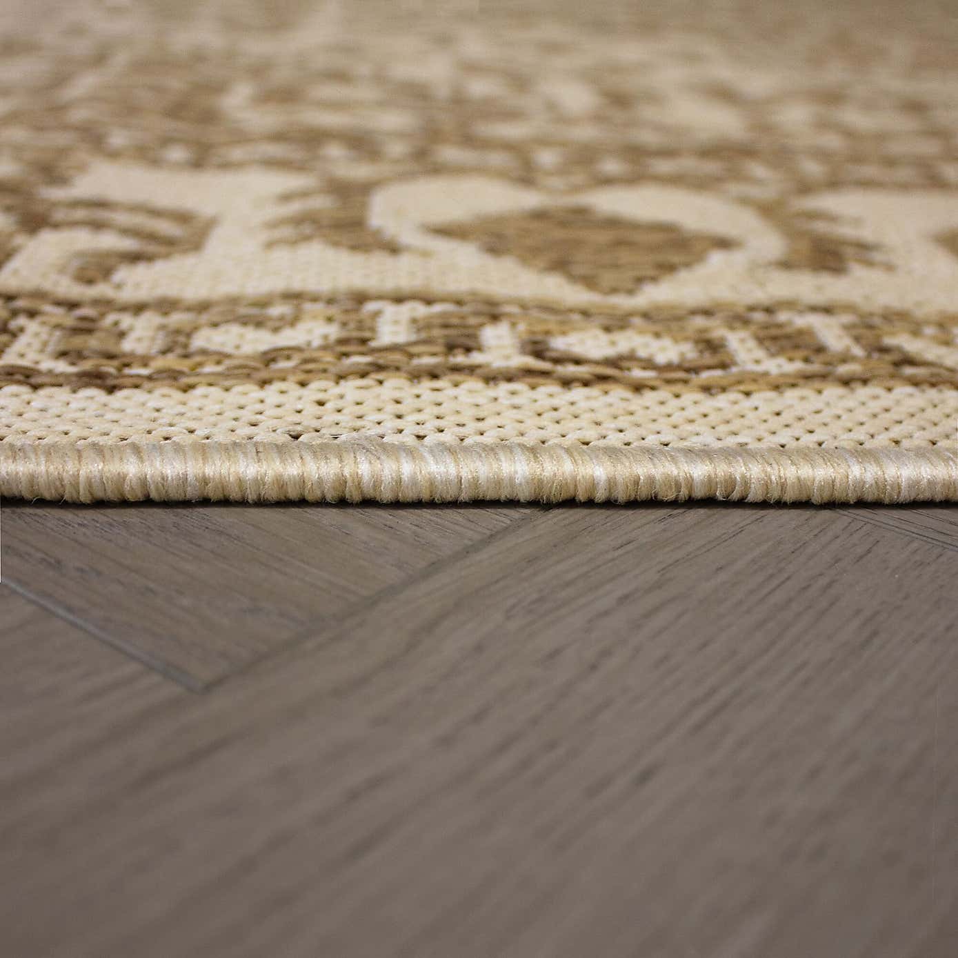 Carousel zoom image position 4 of 7