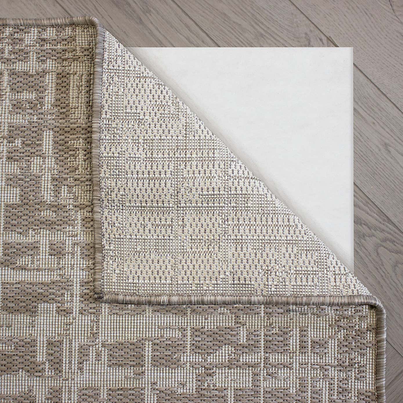 Carousel zoom image position 3 of 6