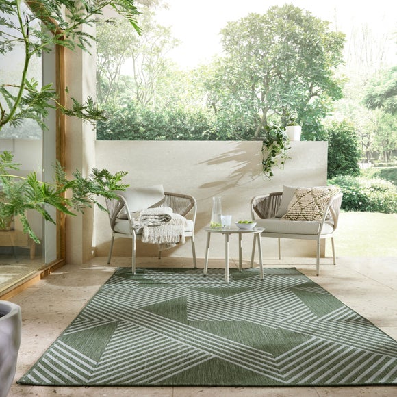 Chevron Indoor Outdoor Geometric Rug