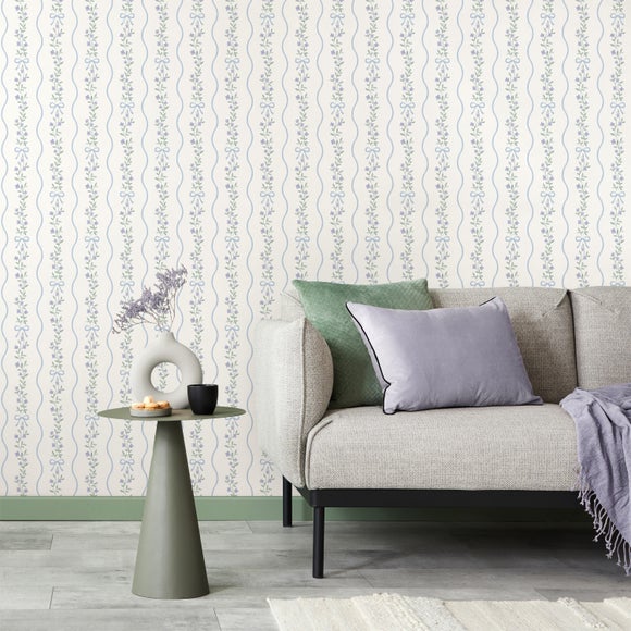 Wiggle Floral Wallpaper