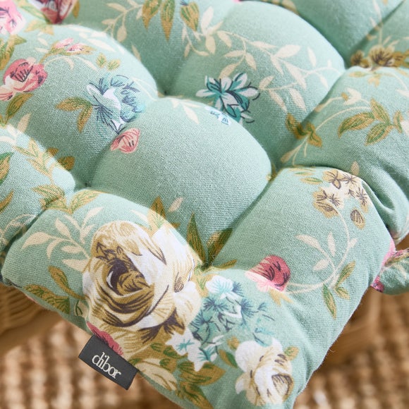 Carousel navigation image position 4 of 6