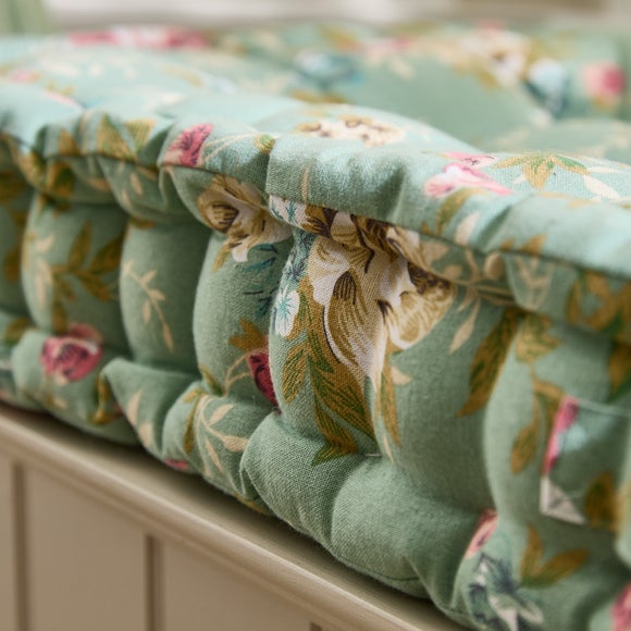 Carousel navigation image position 4 of 6