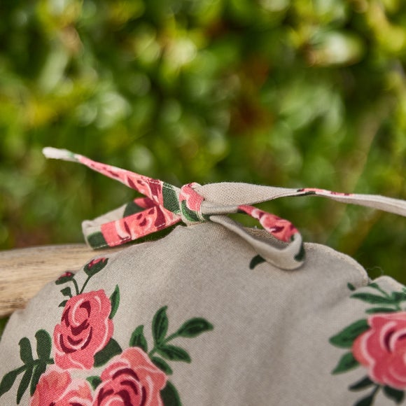 Carousel navigation image position 3 of 5