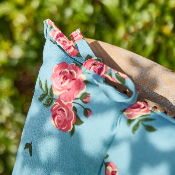 Carousel navigation image position 2 of 4