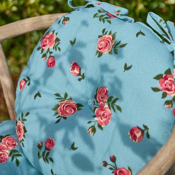 Carousel navigation image position 3 of 4