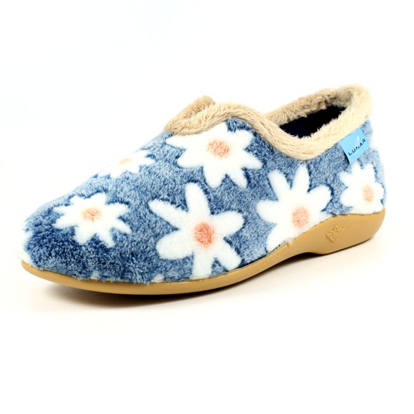 Carousel navigation image position 3 of 9