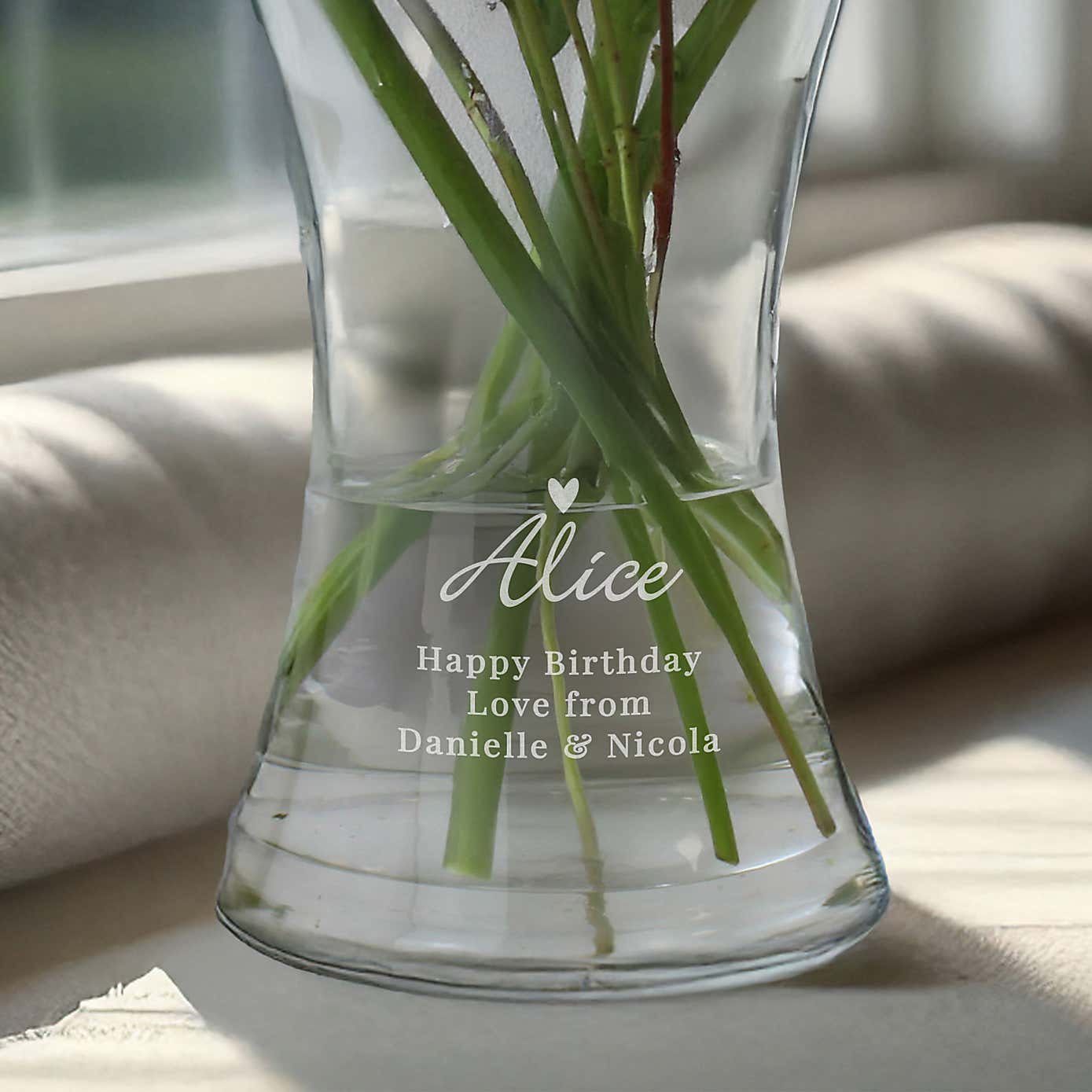 Carousel zoom image position 2 of 4