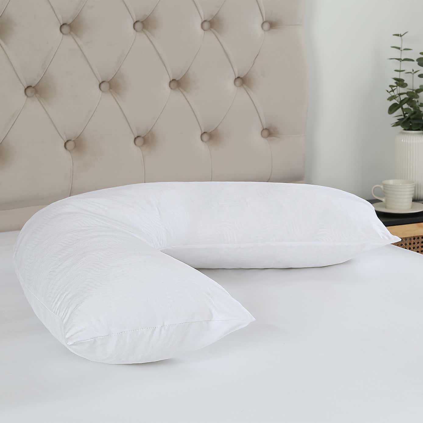 Carousel zoom image position 2 of 4