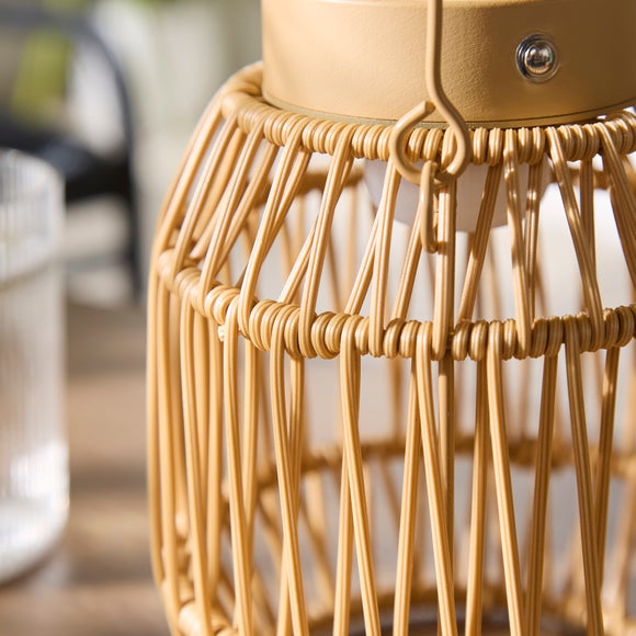 Carousel navigation image position 5 of 6