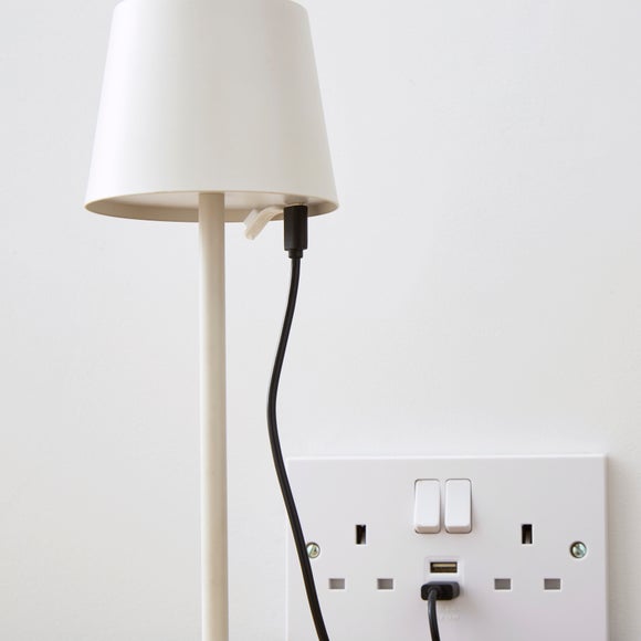 Carousel navigation image position 3 of 6