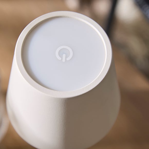 Carousel navigation image position 4 of 6