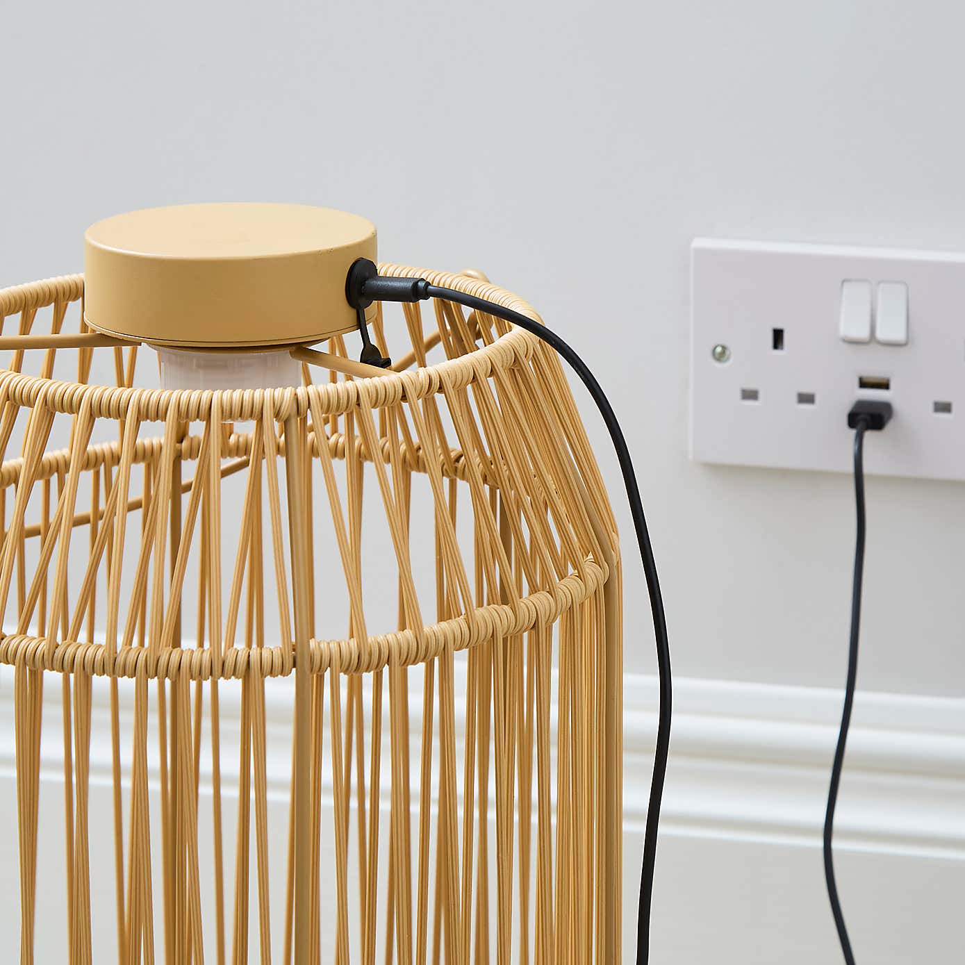 Carousel zoom image position 3 of 6