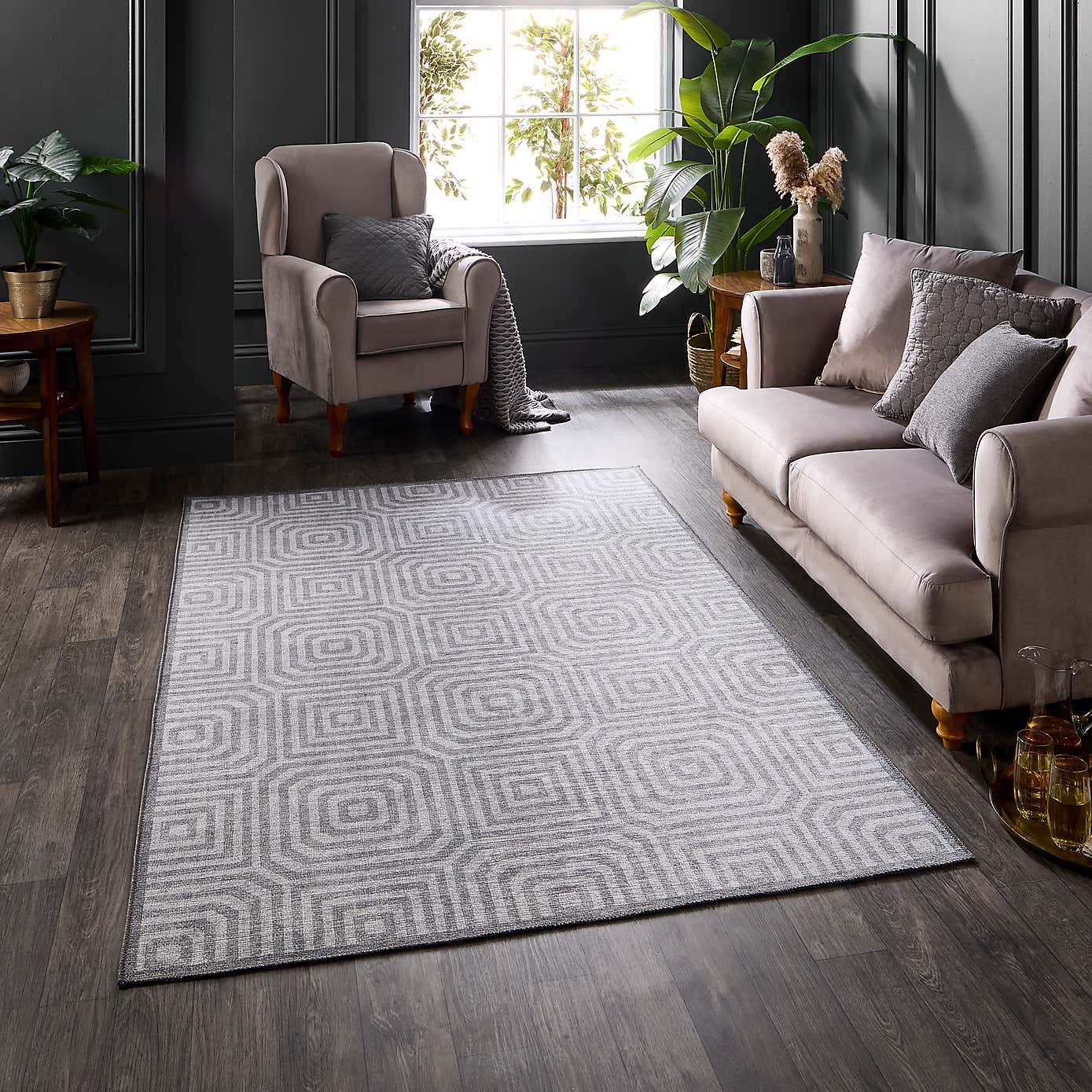 Carousel zoom image position 6 of 10