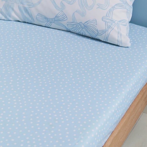 Carousel navigation image position 2 of 3