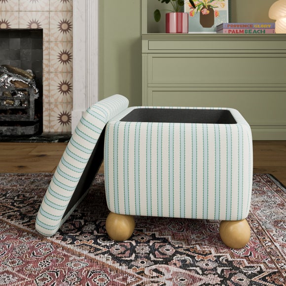 Carousel navigation image position 2 of 9