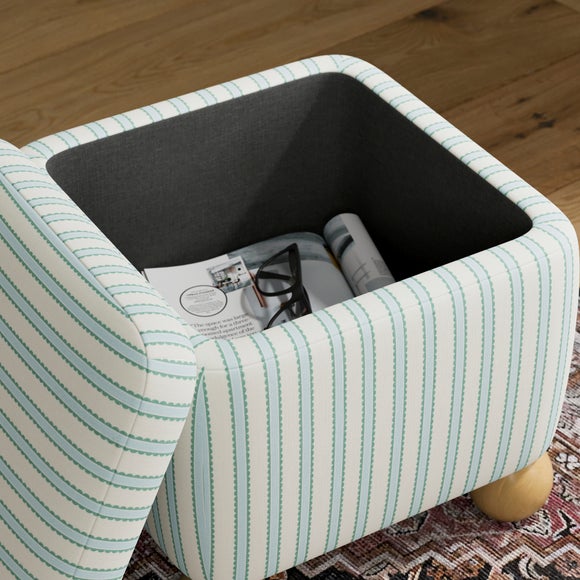 Carousel navigation image position 3 of 9