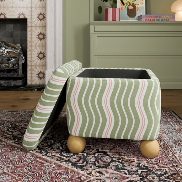 Carousel navigation image position 2 of 8