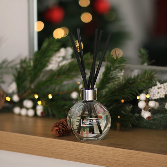 Photo 1 of Heart & Home Christmas Tree Diffuser