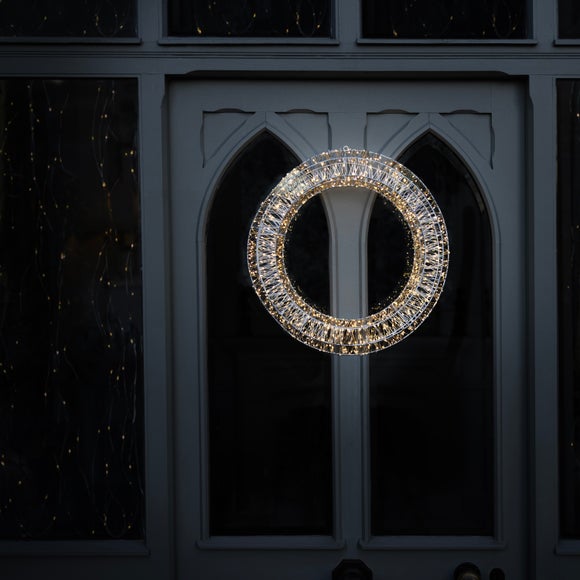 Charles Bentley Metal Pre-Lit Wreath