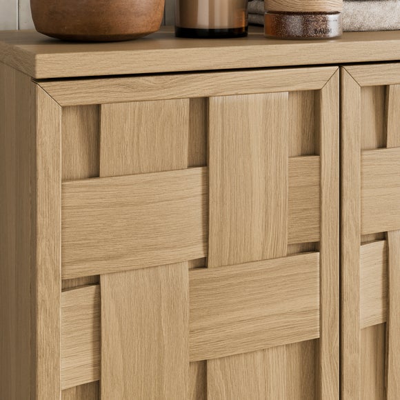 Carousel navigation image position 4 of 8