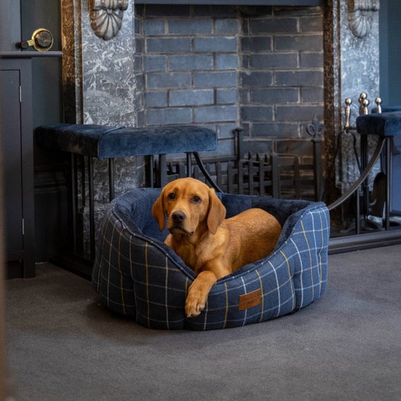 House Of Paws Check Tweed Oval Snuggle