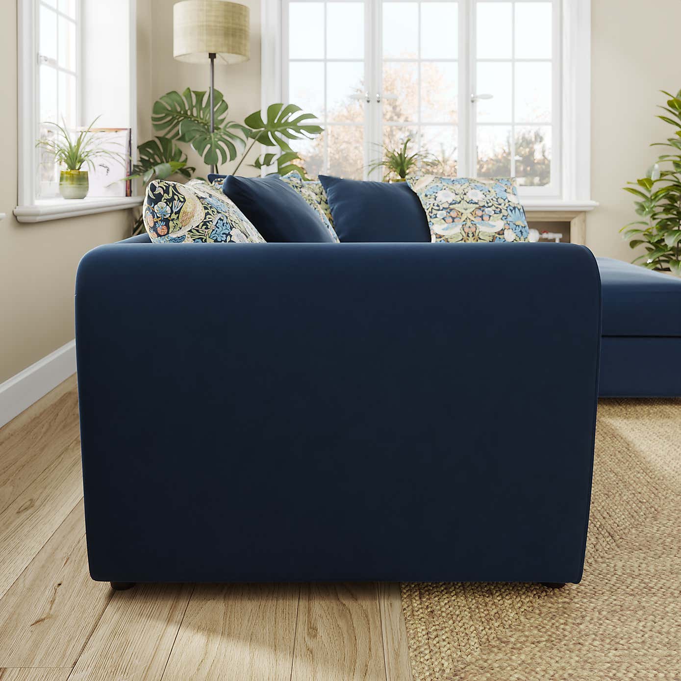 Carousel zoom image position 3 of 10