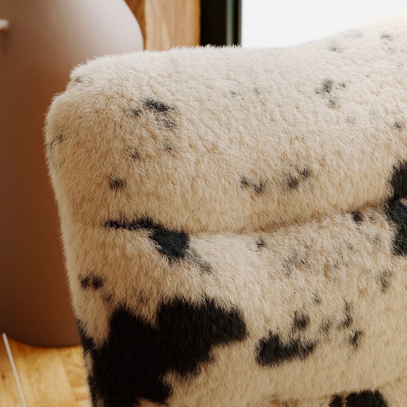 Carousel navigation image position 3 of 9