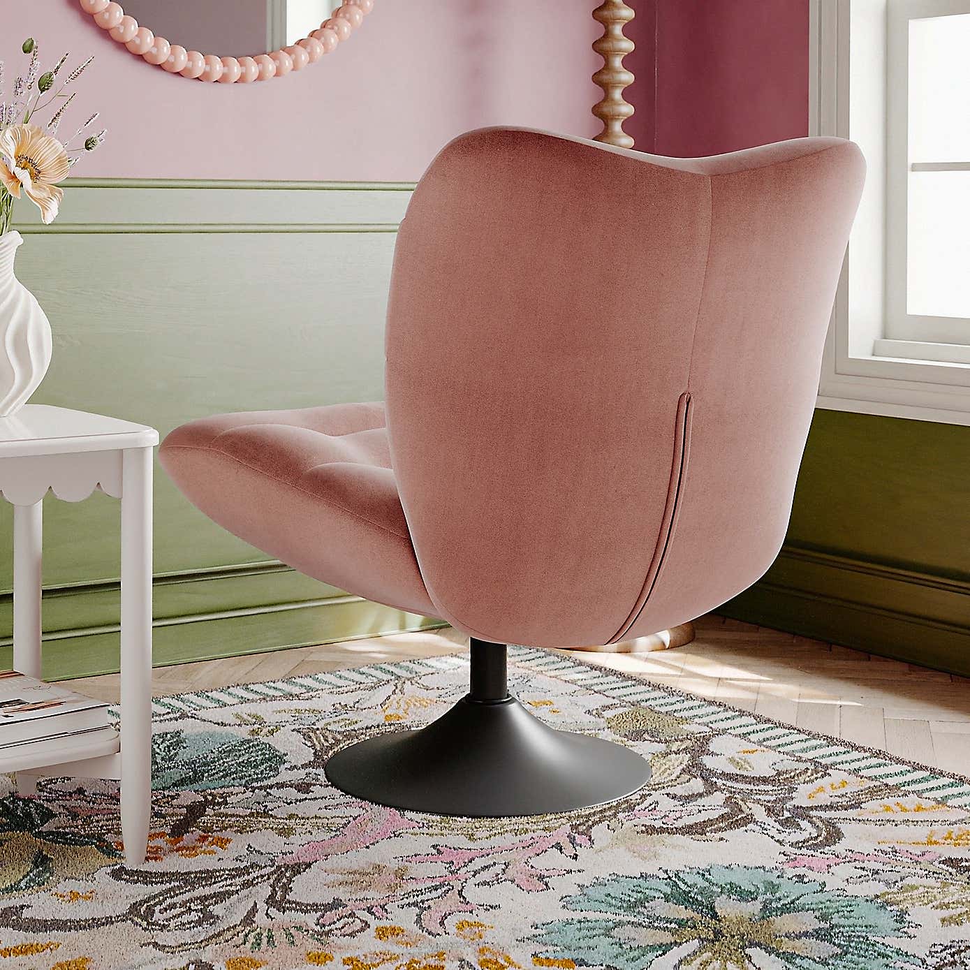 Carousel zoom image position 2 of 9