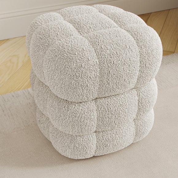 Carousel navigation image position 4 of 7