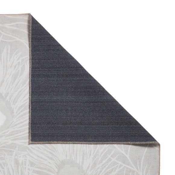 Carousel navigation image position 3 of 6