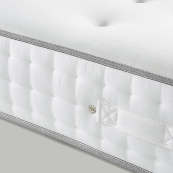 Carousel navigation image position 5 of 5