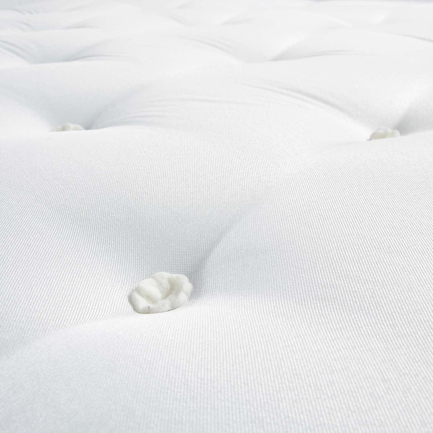 Carousel zoom image position 4 of 5