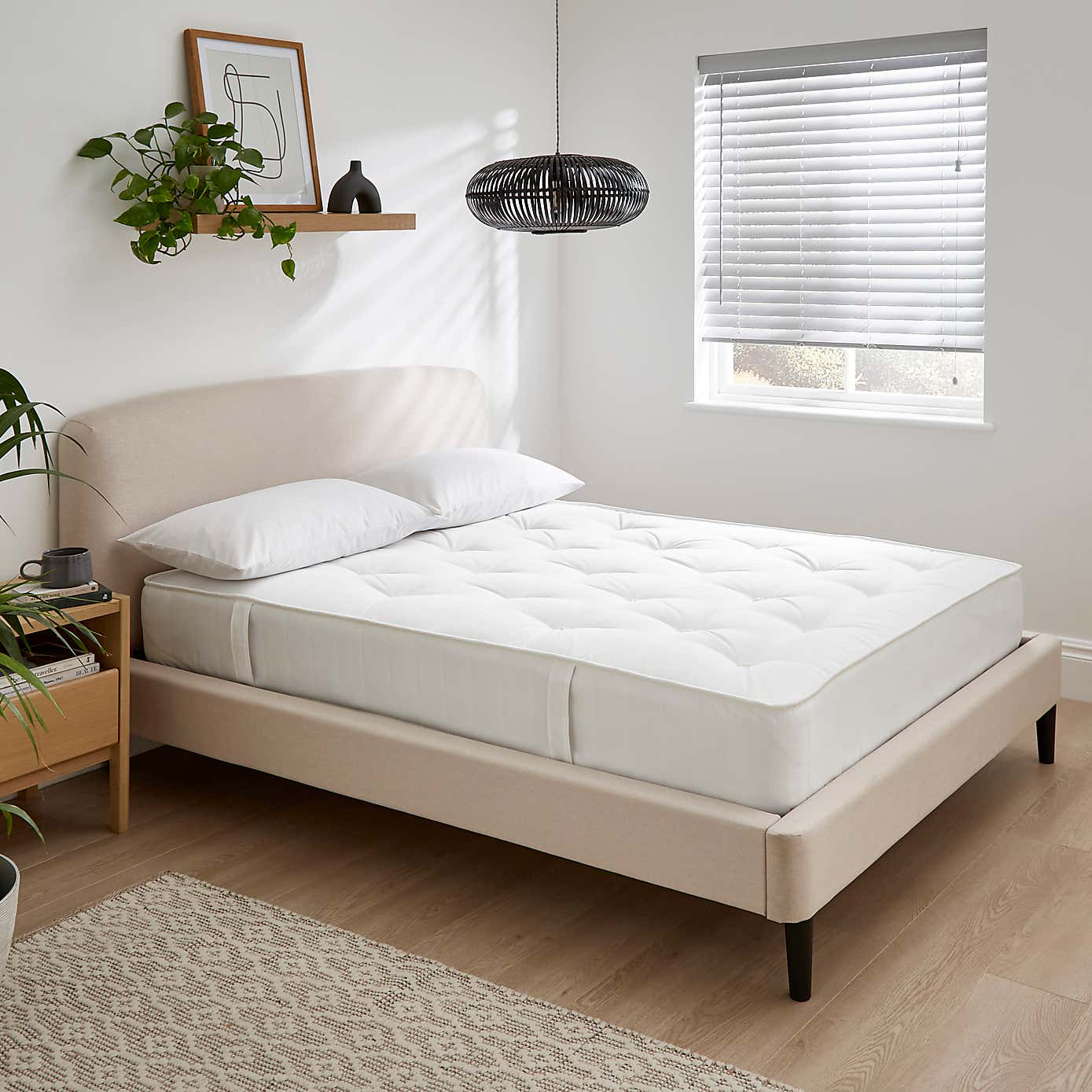 Carousel zoom image position 2 of 5