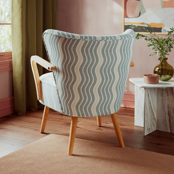 Carousel navigation image position 2 of 10