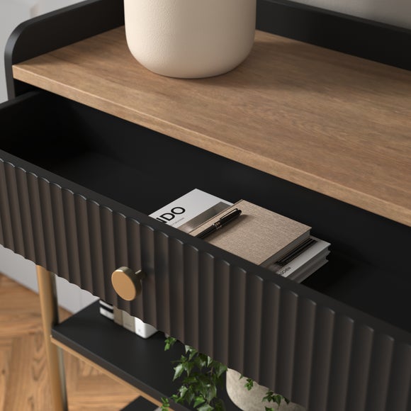 Carousel navigation image position 2 of 8