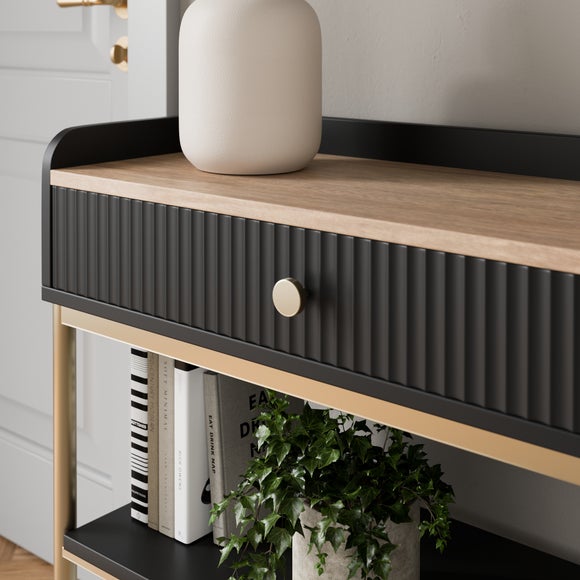 Carousel navigation image position 3 of 8