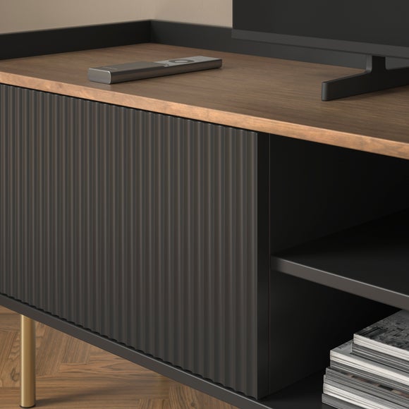 Carousel navigation image position 3 of 7